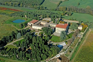 Villa and park in chianti for weddings, ceremonies and events.